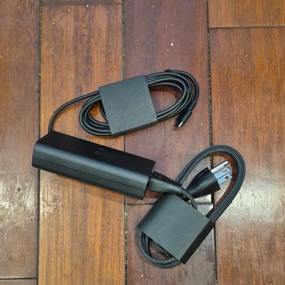 Dell 65W Black Laptop Charger with Cable